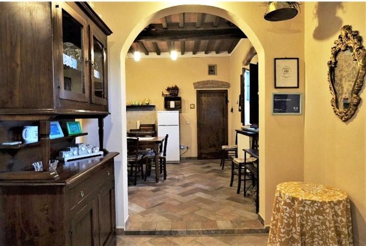 Podere Il Leccione Palaia Bagian luar foto