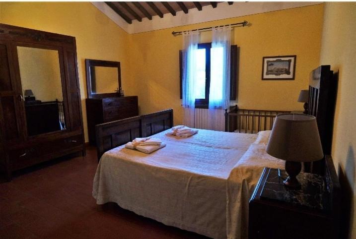 Podere Il Leccione Palaia Bagian luar foto