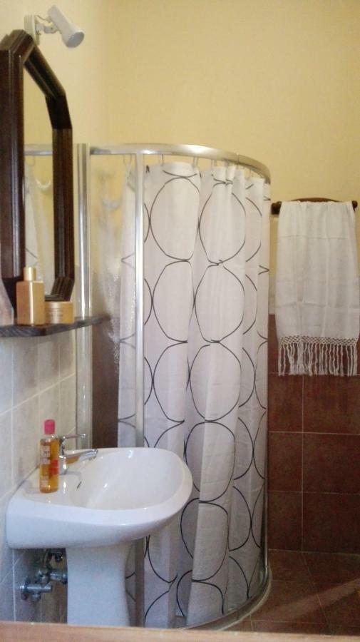 Podere Il Leccione Palaia Bagian luar foto